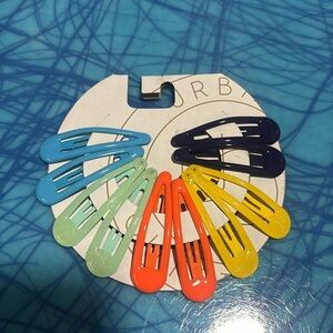 Urban outfitters Y2K Oh Snap hair mini clips NWT